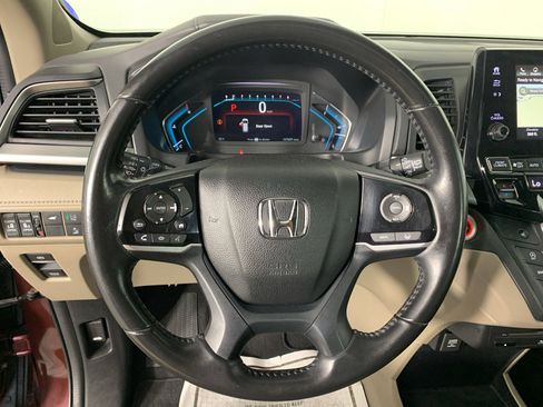 Used 2018 Honda Odyssey Touring image 19