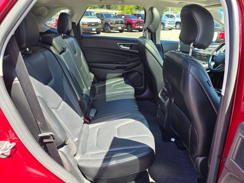 Used 2015 Ford Edge Titanium AWD/4WD image 12