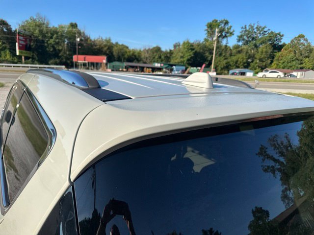 Used 2017 Chrysler Pacifica Touring-L Plus FWD image 28