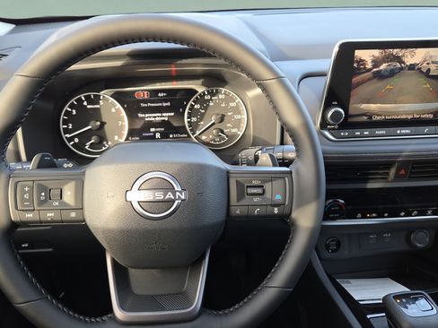 Certified 2026 Nissan Rogue SV w/ Cold Weather Package FWD image 22