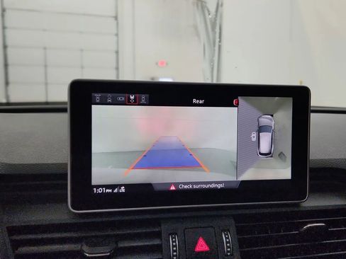 Used 2019 Audi SQ5 Prestige w/ Prestige Package image 28