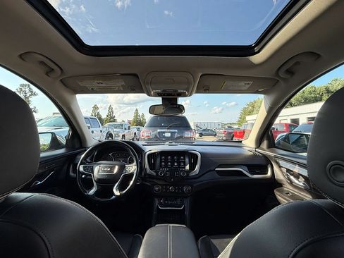 Used 2019 GMC Terrain Denali w/ Advanced Safety Package AWD/4WD image 23