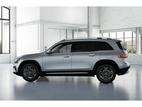 Used 2026 Mercedes-Benz GLB 250 4MATIC image 39