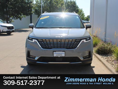 Used 2024 Kia Carnival SX FWD image 4