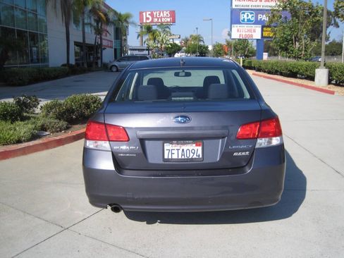 Used 2014 Subaru Legacy 2.5i Premium AWD/4WD image 12