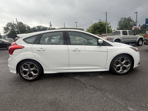 Used 2014 Ford Focus ST w/ Equipment Group 202A FWD image 5