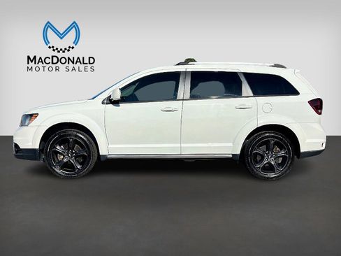 Used 2019 Dodge Journey Crossroad image 3