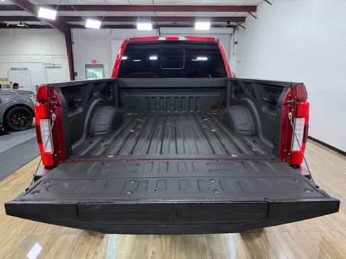 Used 2018 Ford F250 Lariat w/ Lariat Ultimate Package AWD/4WD image 10
