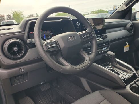 New 2026 Chevrolet Colorado Trail Boss AWD/4WD image 9