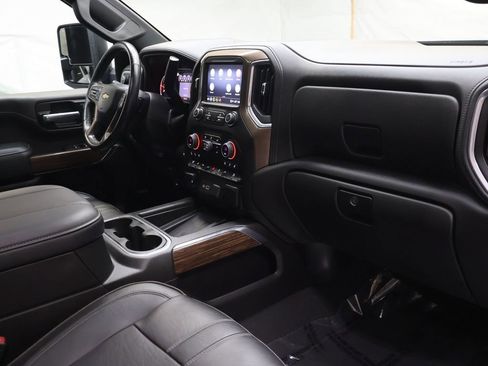 Used 2023 Chevrolet Silverado 2500 High Country w/ Z71 Off-Road Package AWD/4WD image 10