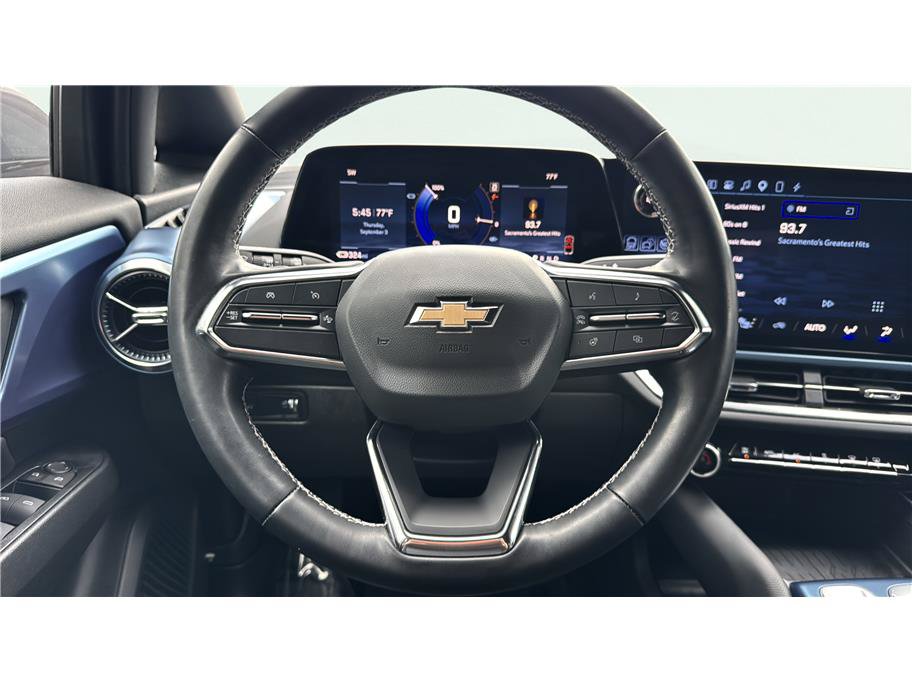 Used 2024 Chevrolet Equinox EV LT FWD image 26