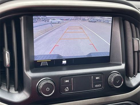Used 2022 Chevrolet Colorado Z71 image 18