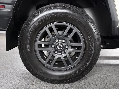 Used 2024 INEOS Grenadier AWD/4WD image 8
