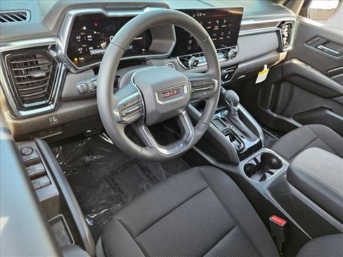 New 2026 GMC Canyon Elevation RWD image 3