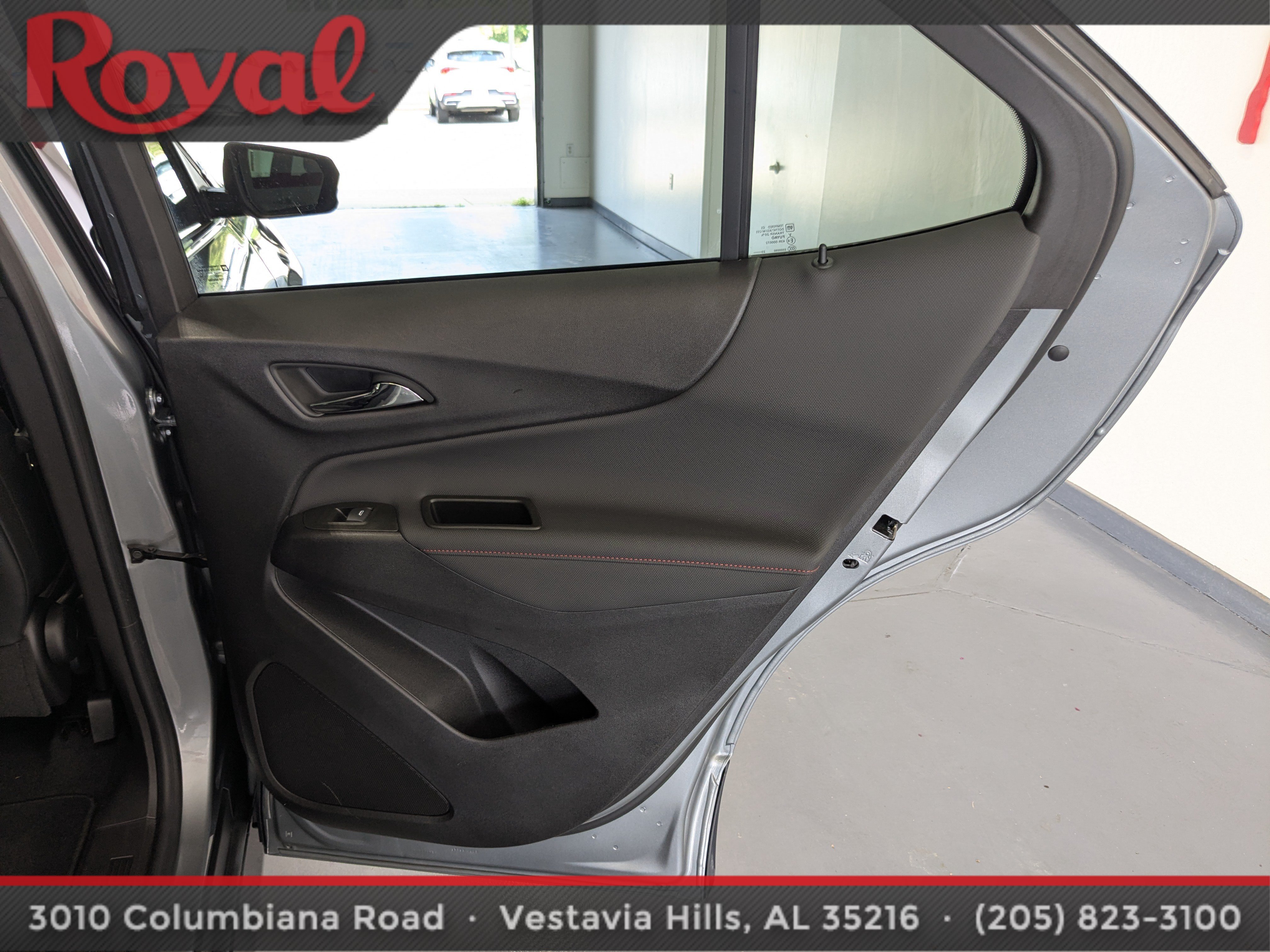 Used 2024 Chevrolet Equinox RS FWD image 9