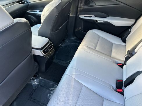 Used 2024 Lexus RX 350 Premium image 13