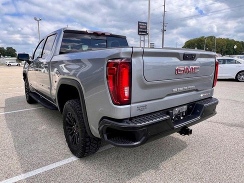 Used 2023 GMC Sierra 1500 AT4X image 8