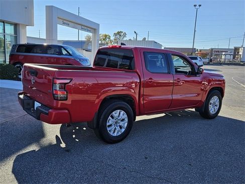 Used 2022 Nissan Frontier SV image 13