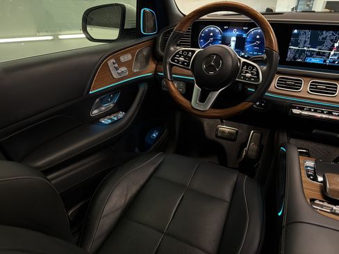 Certified 2023 Mercedes-Benz Maybach GLS 600 4MATIC image 30
