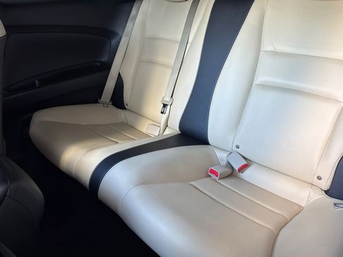 Used 2016 Honda Accord Touring image 29