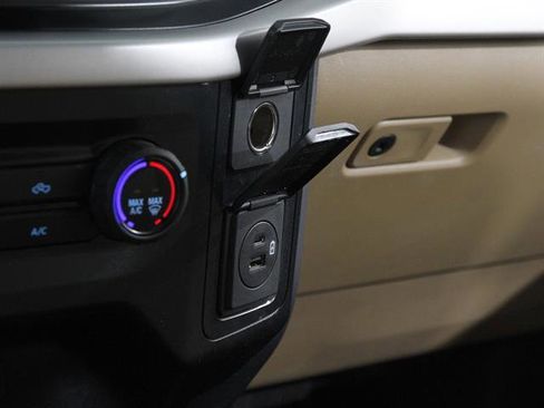 Used 2023 Ford F150 XLT image 16