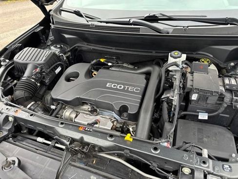 Used 2020 Chevrolet Equinox LT AWD/4WD image 28
