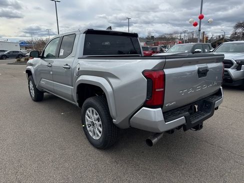 New 2026 Toyota Tacoma SR5 AWD/4WD image 5