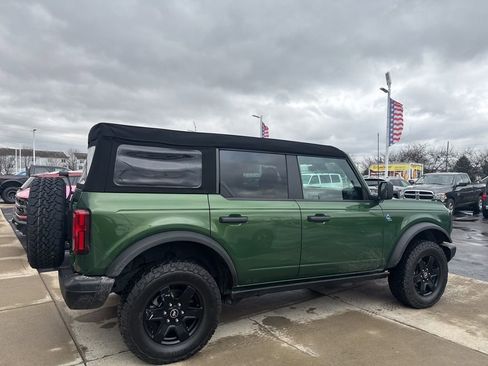 Certified 2024 Ford Bronco Black Diamond image 7