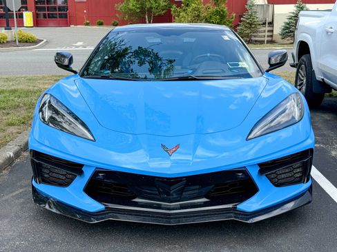 Used 2021 Chevrolet Corvette Stingray Premium Conv w/ Z51 Performance Package RWD image 8