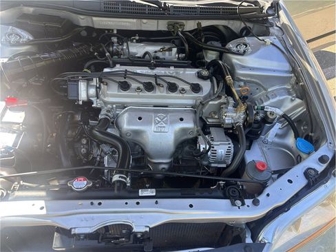 Used 2001 Honda Accord DX image 13