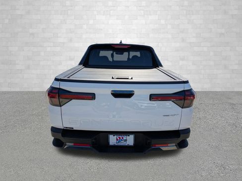 Certified 2024 Hyundai Santa Cruz Limited image 3