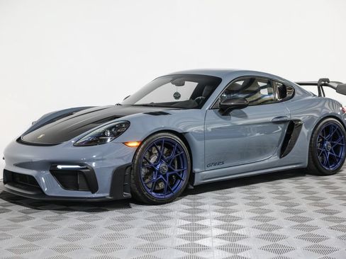 Used 2025 Porsche 718 Cayman GT4 RS RWD image 18