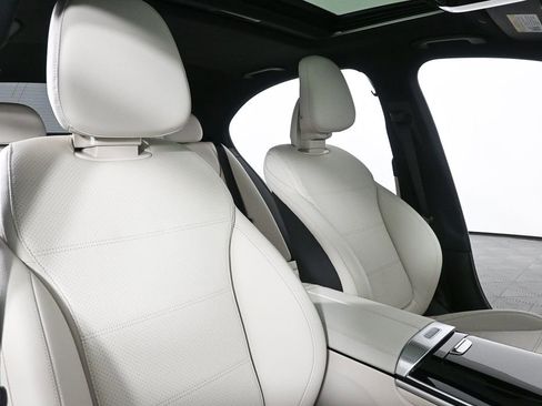 Certified 2024 Mercedes-Benz C 300 Sedan image 20