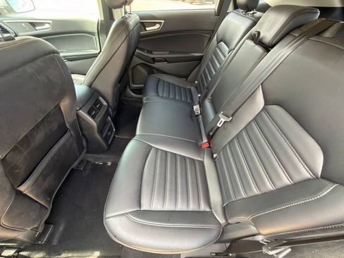 Used 2022 Ford Edge SEL AWD/4WD image 15