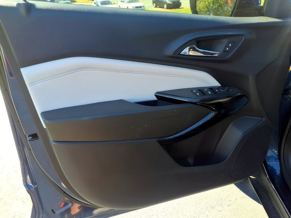Used 2024 Chevrolet Trax LT w/ Driver Confidence Package FWD image 15