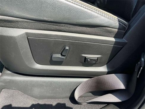 Used 2020 RAM 3500 Laramie image 29