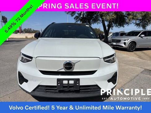 Certified 2023 Volvo XC40 Recharge Core image 3