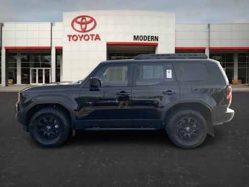 Certified 2024 Toyota Land Cruiser image 7