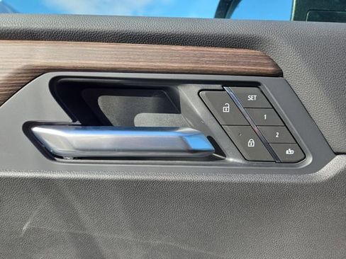 New 2026 GMC Acadia Denali w/ Super Cruise Package image 18