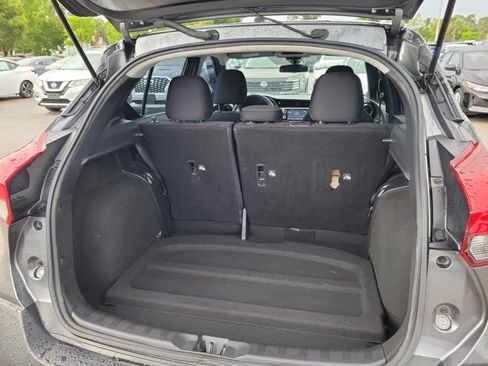 Certified 2020 Nissan Kicks S FWD image 9