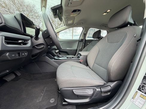 Used 2025 Kia K4 image 13