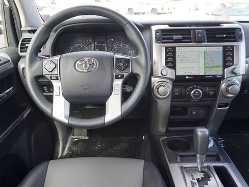 Certified 2022 Toyota 4Runner SR5 Premium w/ Moonroof Package AWD/4WD image 10