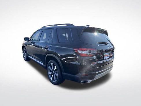 Certified 2023 Honda Pilot Elite image 3