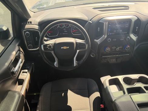 Used 2022 Chevrolet Silverado 2500 LT w/ Convenience Package AWD/4WD image 15