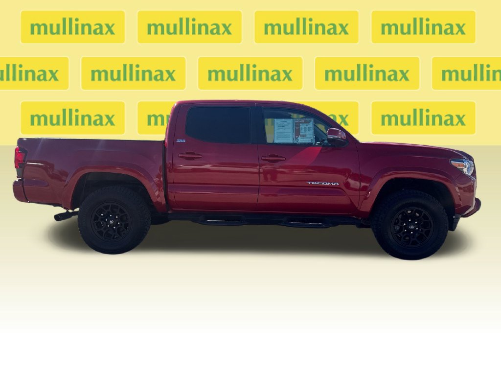 Used 2022 Toyota Tacoma SR5 w/ Technology Package RWD image 2