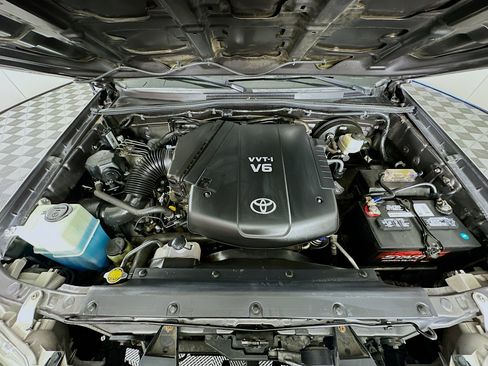 Used 2014 Toyota Tacoma PreRunner image 30