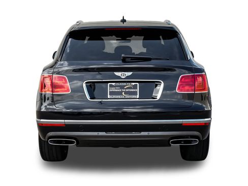 Used 2017 Bentley Bentayga image 8