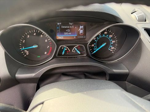Used 2014 Ford Escape Titanium w/ Equipment Group 401A AWD/4WD image 16
