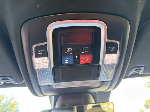 Used 2024 RAM 1500 Laramie image 45