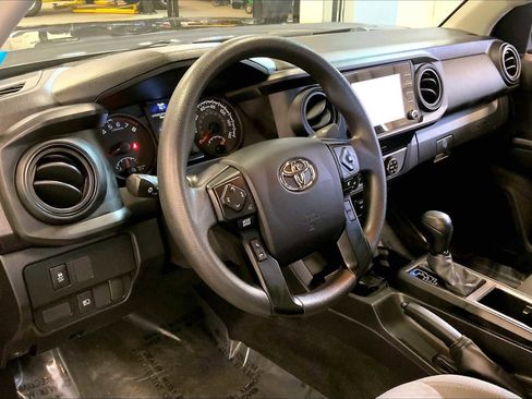 Used 2022 Toyota Tacoma SR image 16